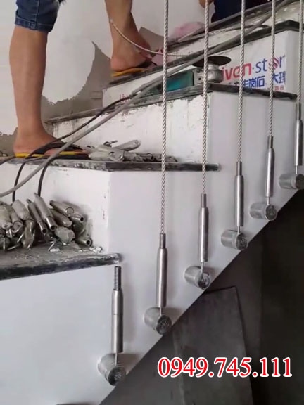 Lắp đặt cáp tăng đơ cầu thang tại Quảng Ninh