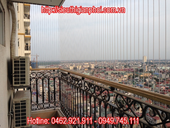 LẮP ĐẶT LƯỚI AN TOÀN BAN CÔNG CHO CHUNG CƯ Ở RIVERSIDE LONG BIÊN