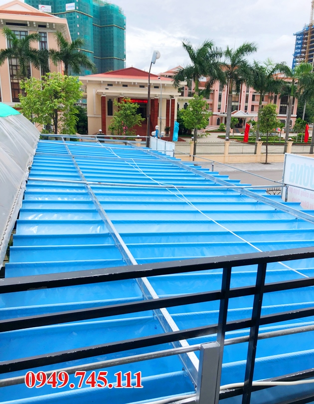 Nơi thi công bạt mái xếp di động tại Hải Dương