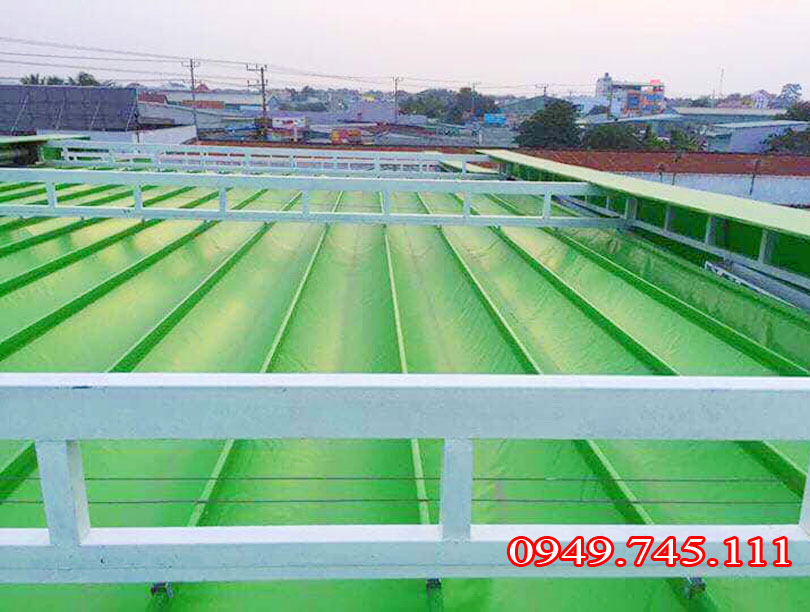 Bạt mái xếp nhà hàng