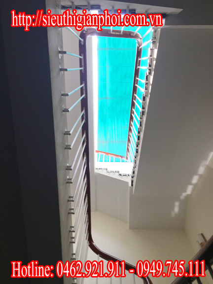 Lắp bạt che cho giếng trời