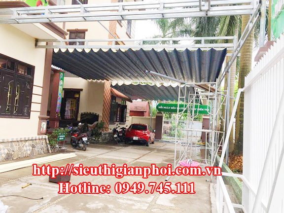 Phản Hồi khách lắp mái xếp di động